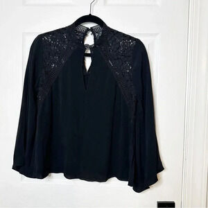 BARDOT Women’s US4/XS Black Lace Panel Blouse Bell Sleeves Keyhole Neckline‎